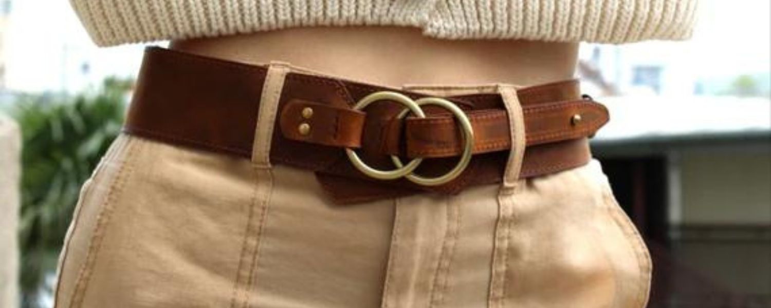 how to style tank tops with the shirt, How to style tank tops with jeans, how to style tank tops in winter, how to style tank Tops women, How to style tank tops for ladies